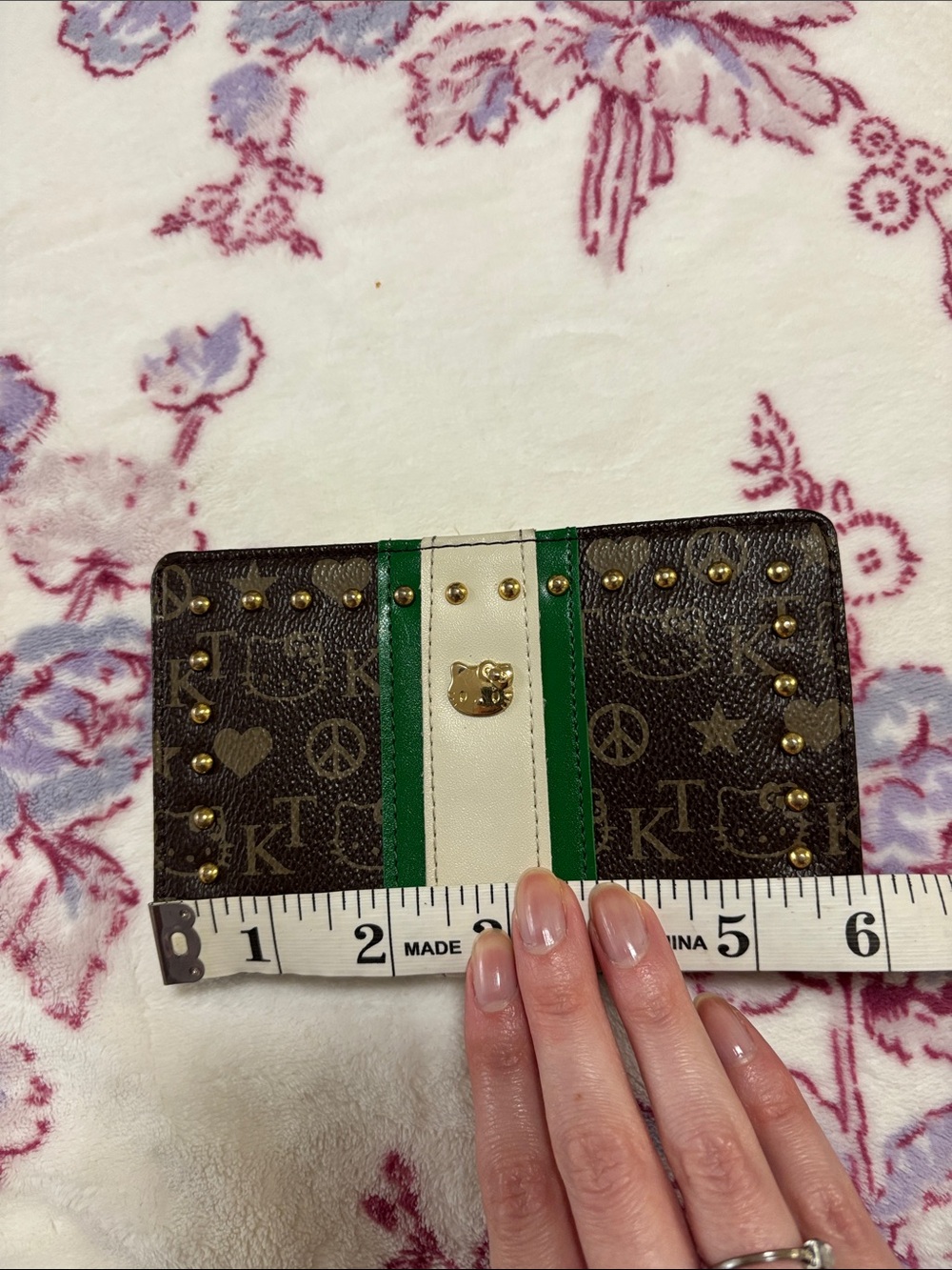 Hello Kitty Purse/ Wallet